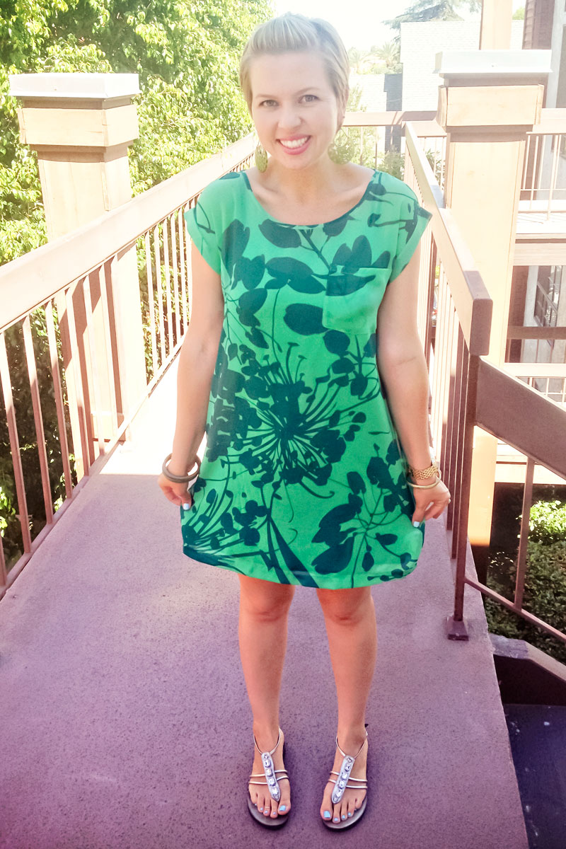 mom style, confessions, green dress, silver sandals
